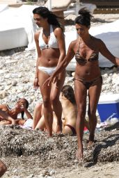 Jenny Powell   Holiday in Ibiza 06 19 2022   - 4