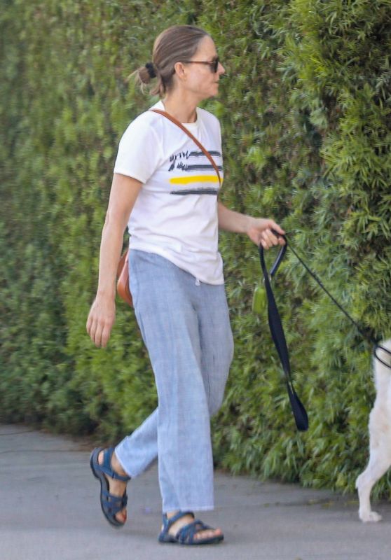 Jodie Foster Wearing a Black Lives Matter T-shirt and Sandals - LA 06/20/2022