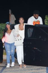 Jordyn Woods With Her Mom Elizabeth Woods and Sister Jodie Woods at Nobu in Malibu 06 07 2022   - 61