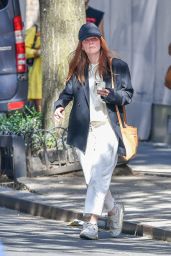 Julianne Moore - Out in New York 06/20/2022