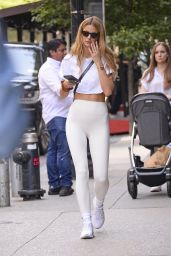 Kate Bock - Heading to the Gym in NY 06/15/2022