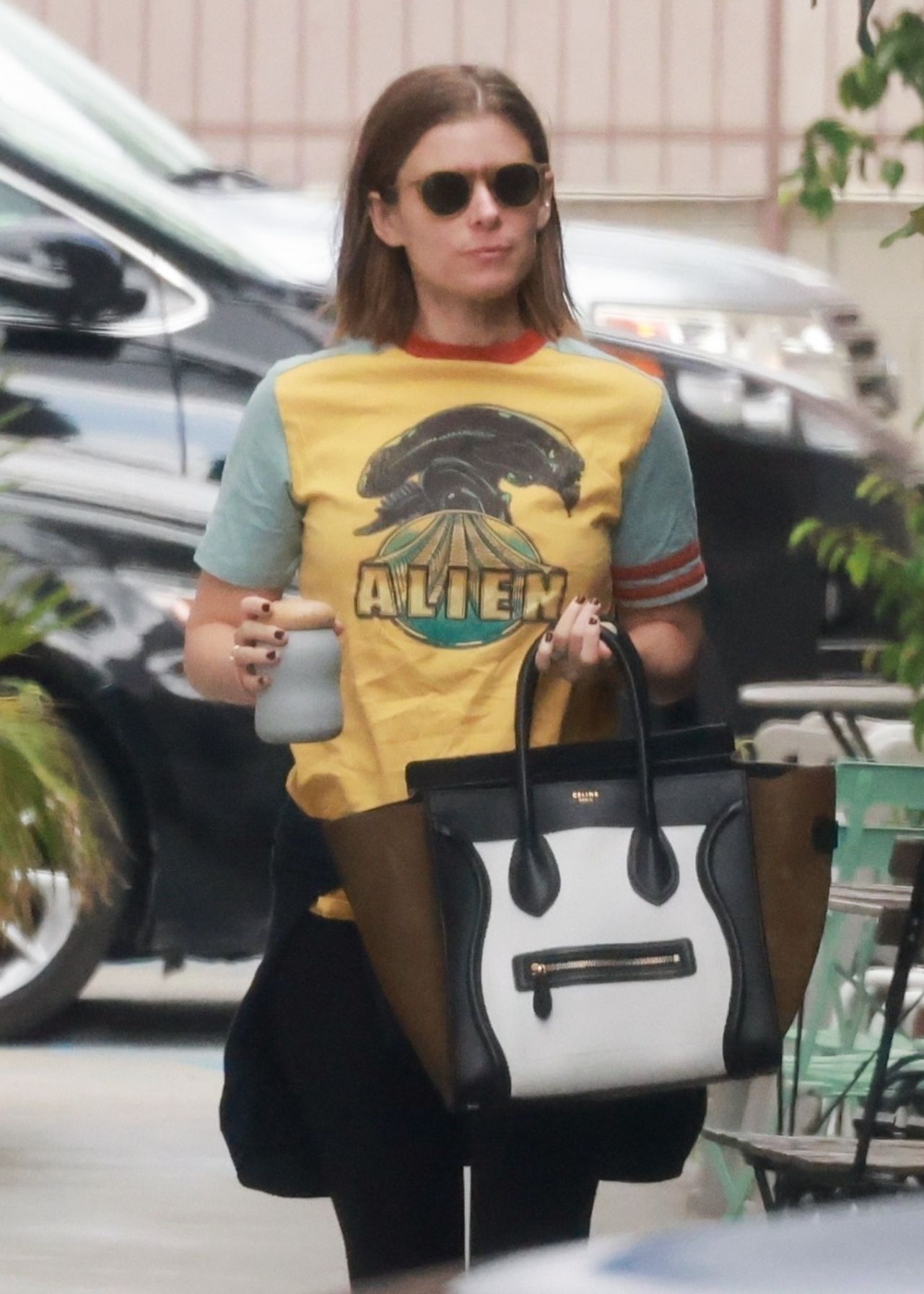 Kate Mara Wears a Vintage Alien Tee and Celine Handbag - Los Feliz 06