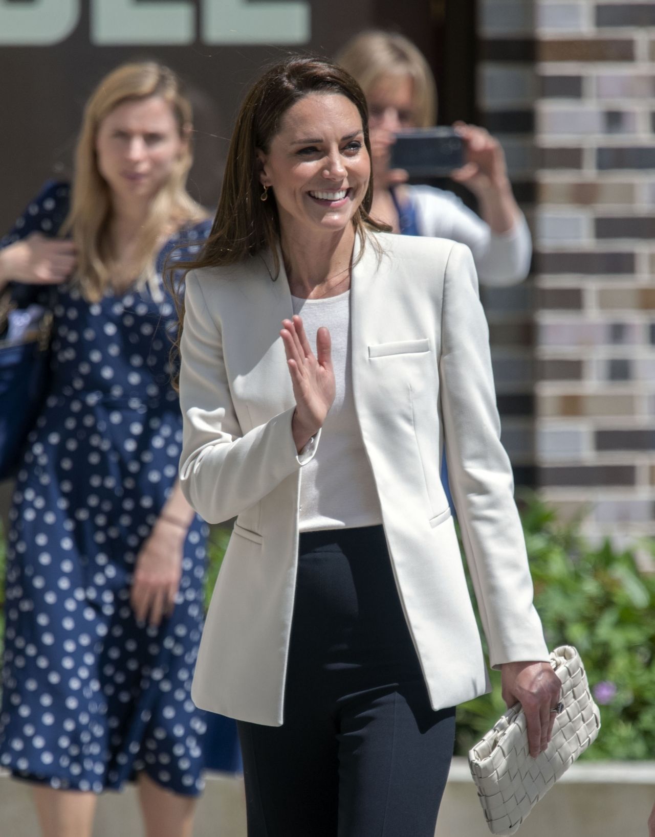 Kate Middleton - Visits Little Village Brent in London 06/08/2022 ...
