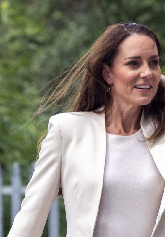 Kate Middleton - Visits Little Village Brent in London 06/08/2022