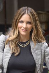 Katharine McPhee - Out in New York 06/02/2022