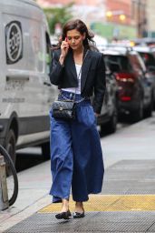 Katie Holmes Street Style - New York 06/16/2022