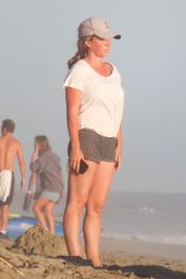 Kendra Wilkinson on the Beach in Malibu 06/20/2022