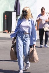 Kimberly Stewart - Out in Los Angeles 06/20/2022