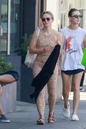 Kristen Bell at Studio Metamorphosis Pilates Studio in LA 06 07 2022   - 7