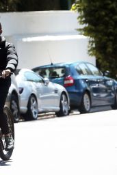 Lauren Silverman Riding Her Electric Bike - Notting Hill 06/14/2022