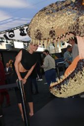 Lindsey Vonn    Jurassic World  Dominion  Premiere Los Angeles   - 63