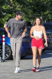 Madelyn Cline and Jackson Guthy - Grocery Shopping in Malibu 06/26/2022