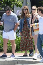 Maria Shriver   Out in Los Angeles 06 18 2022   - 43