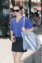 Maude Apatow - Out in Paris 06/21/2022