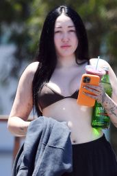 Noah Cyrus - Out in Los Angeles 06/27/2022