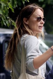 Olivia Wilde - Out in North London 06/14/2022