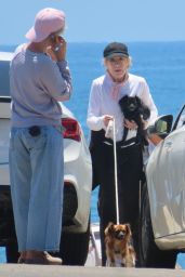 Sarah Paulson and Holland Taylor - Out in Malibu 06/05/2022