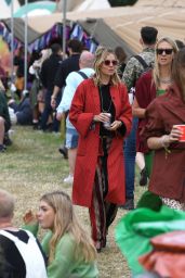 Sienna Miller at the Glastonbury Festival 06/24/2022