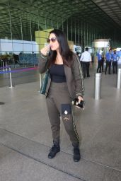 Sunny Leone - Mumbai Airport 06/06/2022