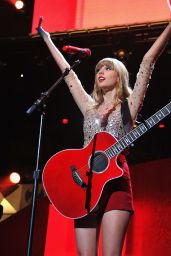 Taylor Swift - Z100 Jingle Ball 2012