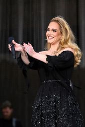 Adele   Performs on Stage in Hyde Park in London 07 02 2022   - 22