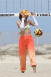 Alessandra Ambrosio - Beach Volleyball Practice With Coach Richard Lee and Boyfriend in Santa Monica 07/14/2022