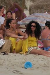 Alicia Keys - Beach in Formentera 07/02/2022