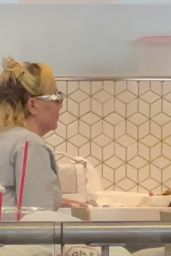 Amanda Bynes With Boyfriend Paul Michael in Los Angeles 07/11/2022