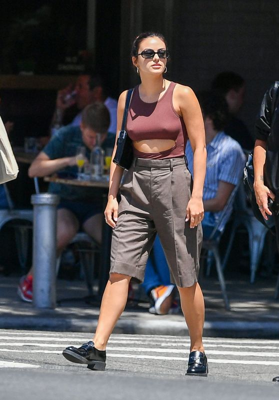 Camila Mendes - Out in New York 07/04/2022