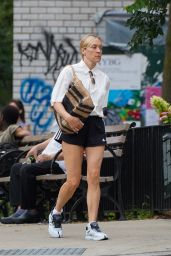 Chloe Sevigny - Out in New York 07/05/2022