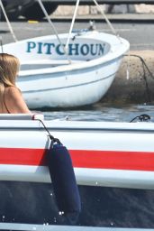 Dee Ocleppo on a Yacht in Saint-Tropez 07/19/2022