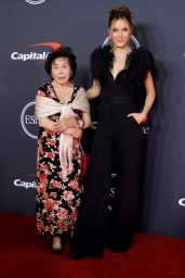 Eileen Gu   2022 ESPY Awards in Hollywood   - 71