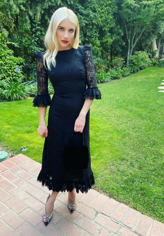 Emma Roberts Outfit 06/09/2022