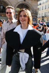 Emma Watson - Schiaparelli Haute Couture Fall Winter 2022 2023 Show in Paris 07/04/2022