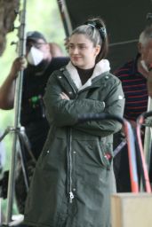 Eve Hewson - "Flora And Son" Set in Dublin 07/20/2022