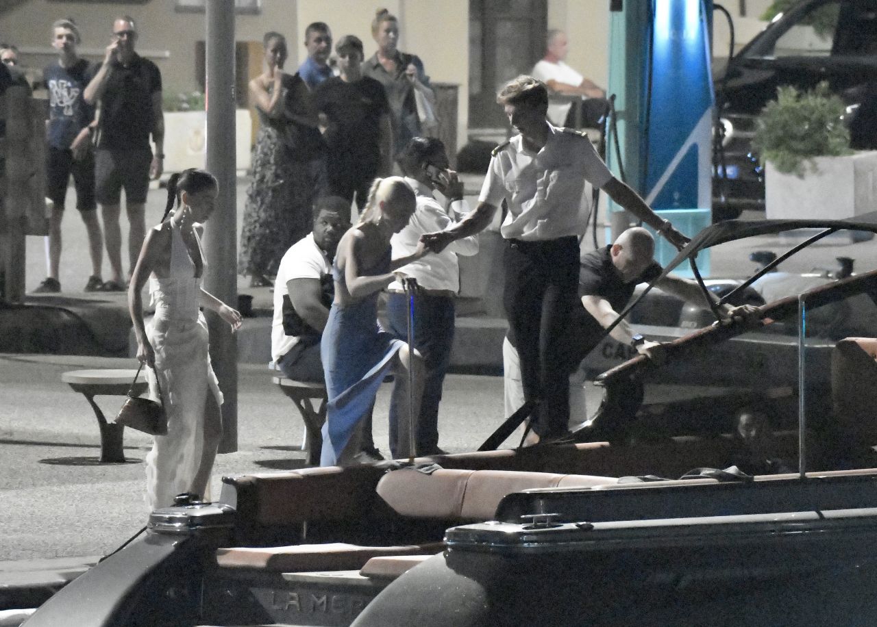 Gigi Hadid and Leah McCarthy at the Harbor of Saint Tropez 07/24/2022