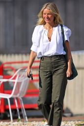 Gwyneth Paltrow - Arriving in The Hamptons 07/12/2022