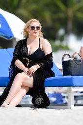 Hayley Hasselhoff - Heads to the Beach in Miami 07/18/2022