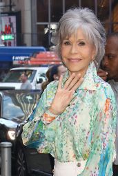 Jane Fonda - Arrives to GMA in New York 07/19/2022