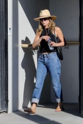 Jennifer Aniston - Exits a Hair Salon in Beverly Hills 07/12/2022