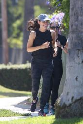 Jennifer Garner - Out For a Morning Jog in Santa Monica 07/21/2022