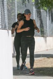 Jennifer Garner - Out For a Morning Jog in Santa Monica 07/21/2022