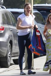 Jennifer Garner - Out in Pacific Palisades 07/12/2022