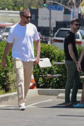 Jennifer Lawrence and Cooke Maroney   Silver Lake 07 04 2022   - 77