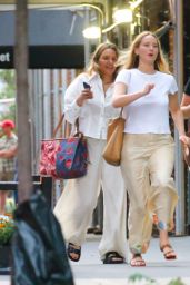 Jennifer Lawrence   Out in New York 07 07 2022   - 66