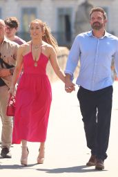 Jennifer Lopez and Ben Affleck   Pont du Carrousel 07 24 2022   - 61