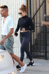 Jennifer Lopez   Leaving a Dance Studio in Las Vegas 07 18 2022   - 8