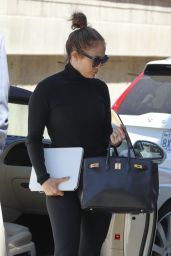 Jennifer Lopez Wears All Black 07/19/2022