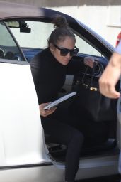 Jennifer Lopez Wears All Black 07/19/2022