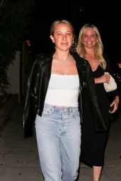 Jennifer Meyer in Jeans and Sandals at Matsuhisa in Beverly Hills 07/02/2022